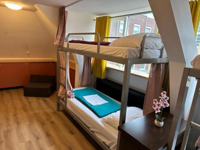 Room Mate Hostel Amsterdam Zaandam Exteriör bild