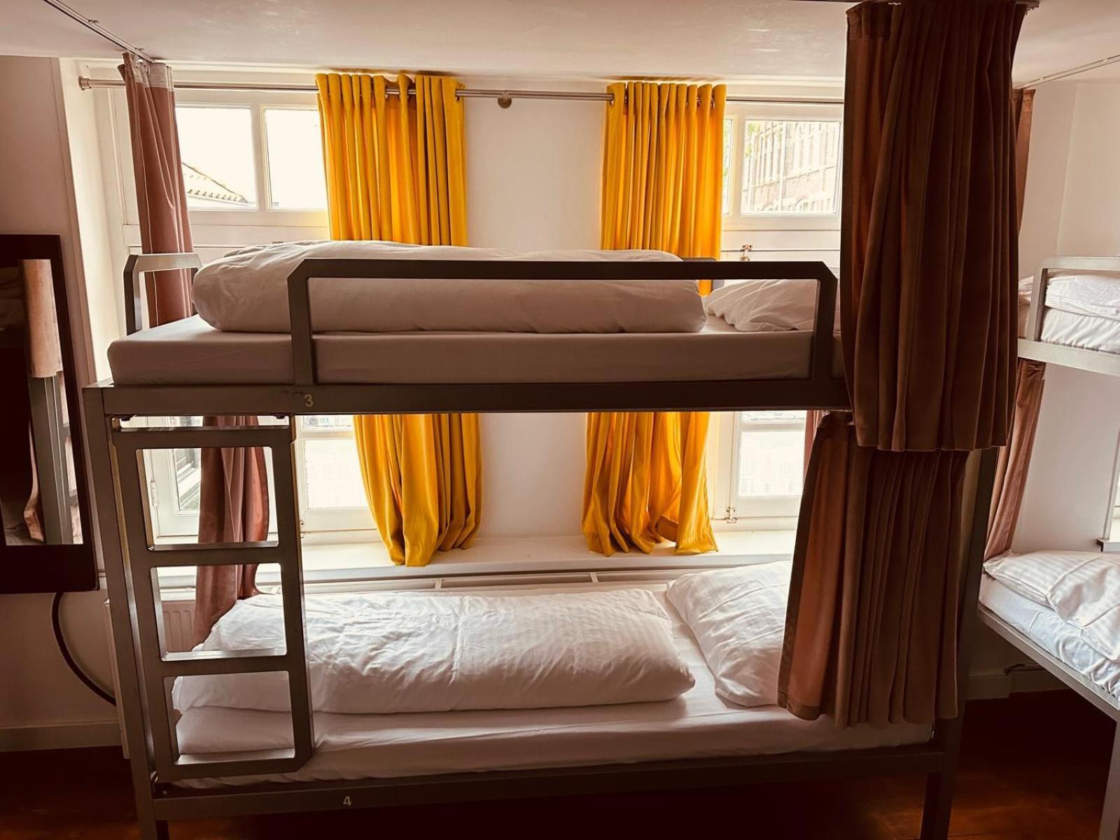 Room Mate Hostel Amsterdam Zaandam Exteriör bild